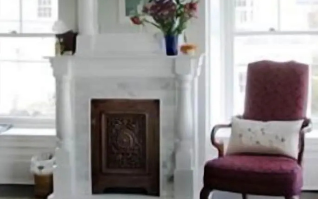 Old Granite Inn Bed & Breakfast