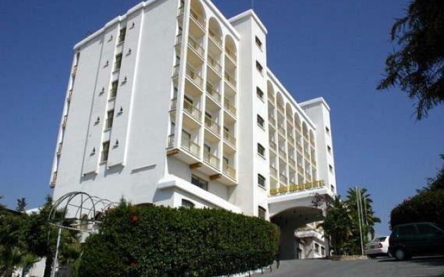 Golden Arches Hotel in Limassol, Cyprus from 148$, photos, reviews - zenhotels.com hotel front