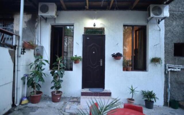 Отель Guesthouse Gia вид на фасад
