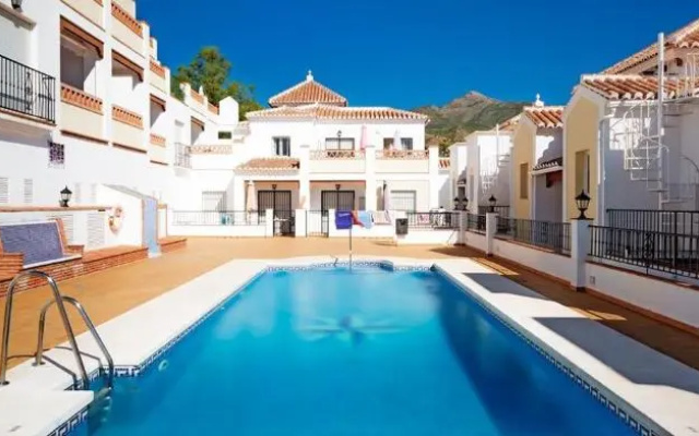 Nerja Paradise Rentals - Apt Chimenea A1e