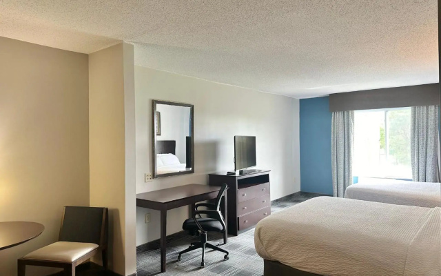 Holiday Inn Express & Suites Meriden by IHG