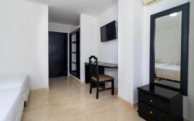 Hotel Axis Inn by Geh Suites