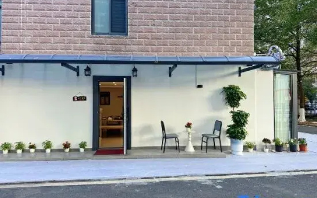 Lakeside Residence | Lakeside Scenery Elegant and Comfortable Leisure Homestay (Dongjiang)