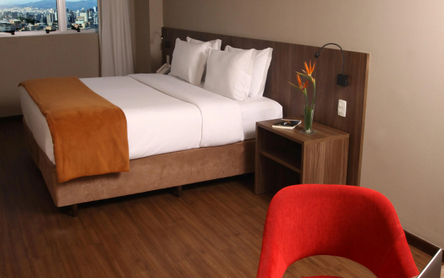 BH Raja Hotel