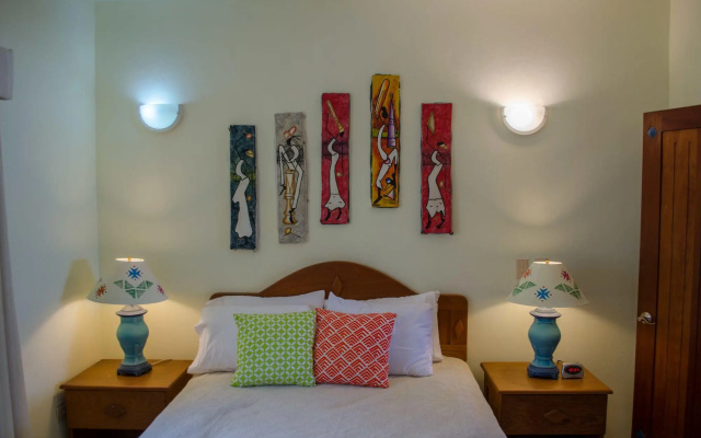 Velero Beach Resort