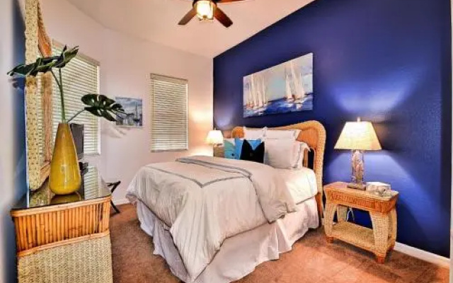 Harborview Grande 703