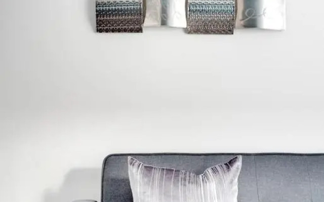 Cosy home from home -FreeParking-Close amenities