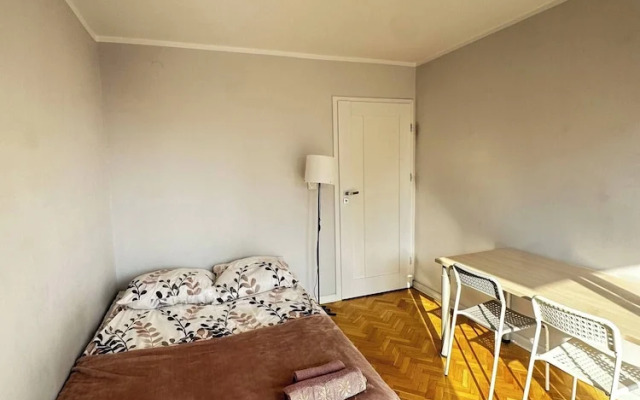 Golden Escape 3 Rooms Apart