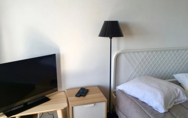 Le Consul Studio Bis Moderne