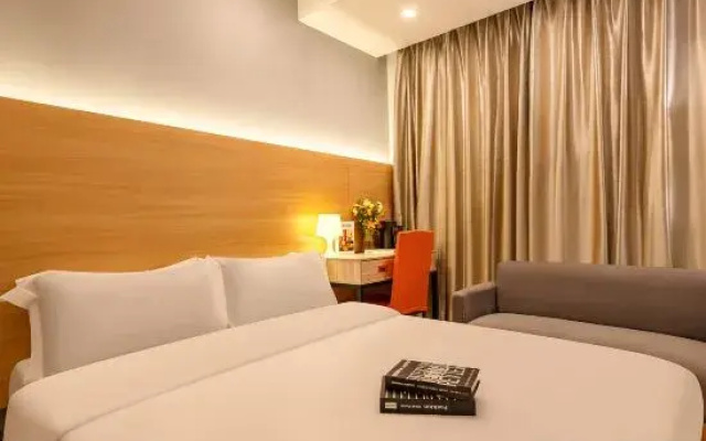 Huaxi Boutique Theme Hotel(Guangzhou Panyu Chimelong Dashi Branch)