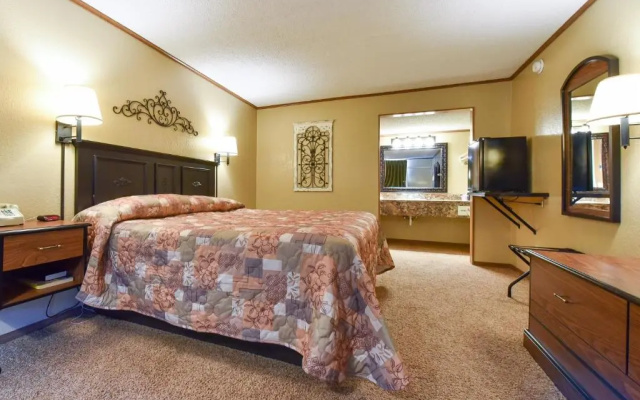 Interstate Inn