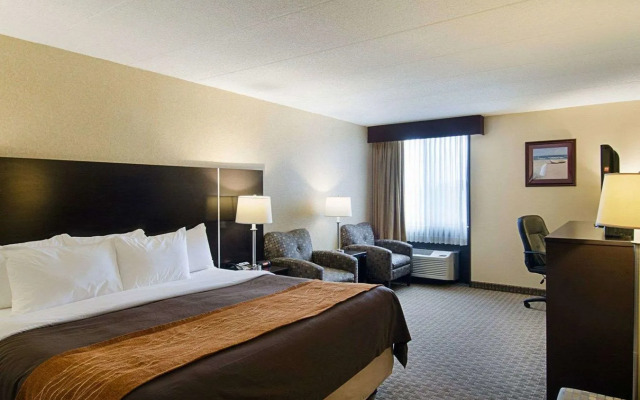 Holiday Inn Express Fall River North by IHG