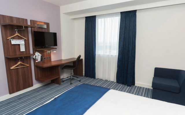 Holiday Inn Express Aberdeen Airport by IHG