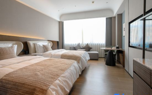 Yining NingBai Hotel（International Airport of YINING ）