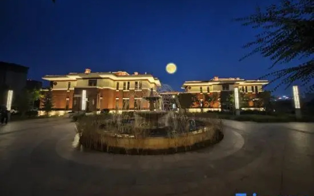 Ruyi Garden Hotel