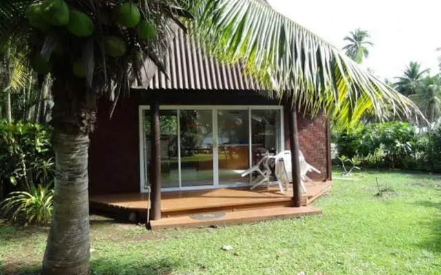 Les Tipaniers Iti Bungalows