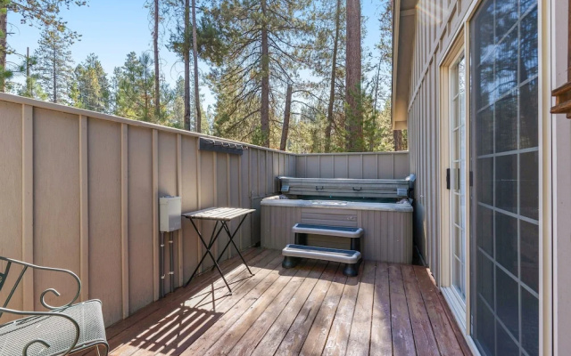 1 Sunrise 3 Bedroom Home by Redawning