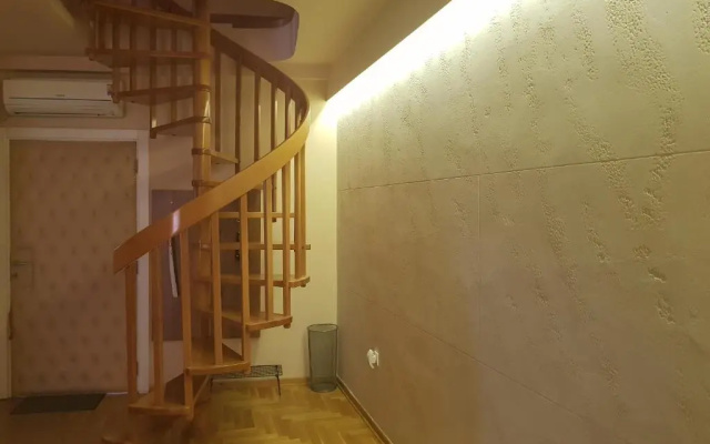 Aleksei apartmani