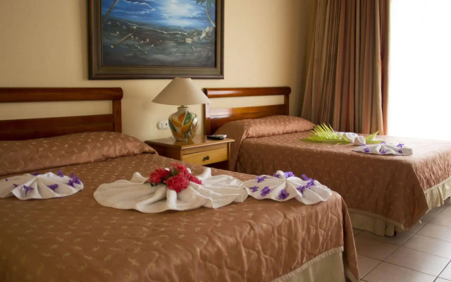Hotel Amapola Resort