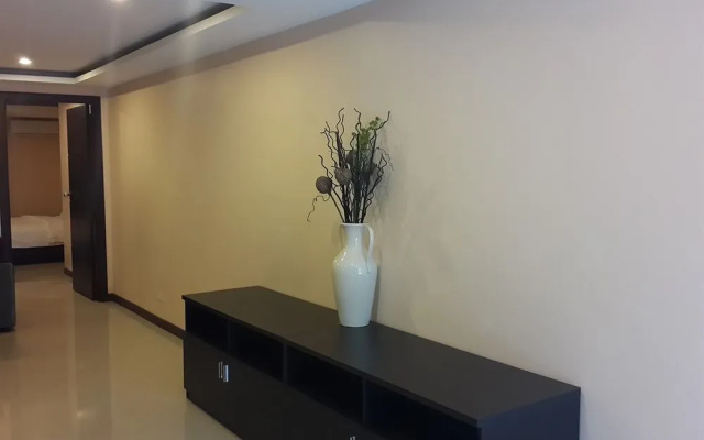 Yaka Hotel