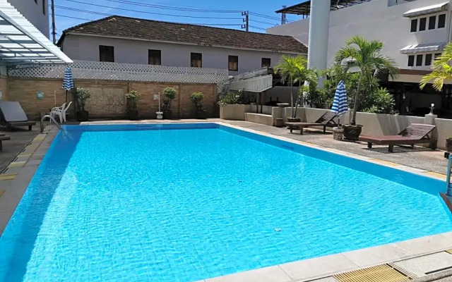 Subhamitra Hotel Hua Hin (SHA Certified)