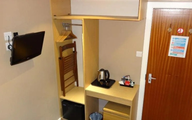The Craimar - Guest House