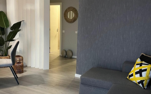 Faro Modern by Homing