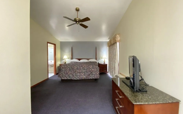 Campus Inn Motel