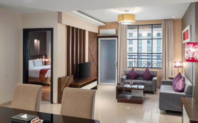 Grand Aston Medan