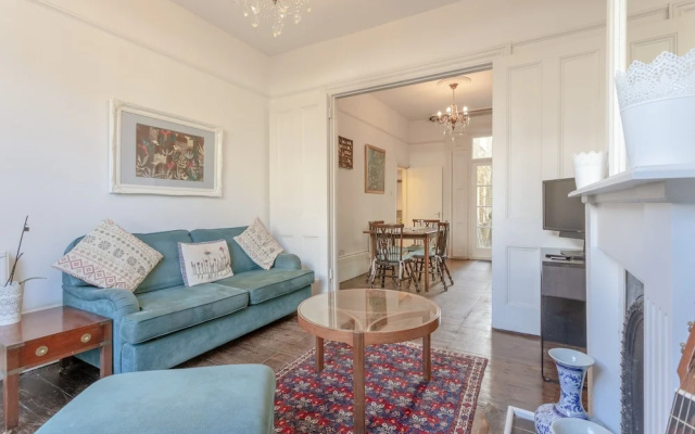 Bright 1 Bedroom Flat in Finsbury Park