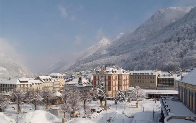 Appartement Cauterets, 2 pièces, 4 personnes - FR-1-234-121