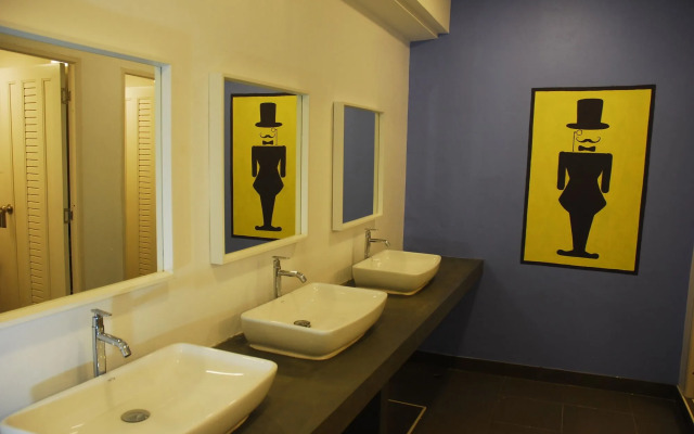 U-Sabai Hostel