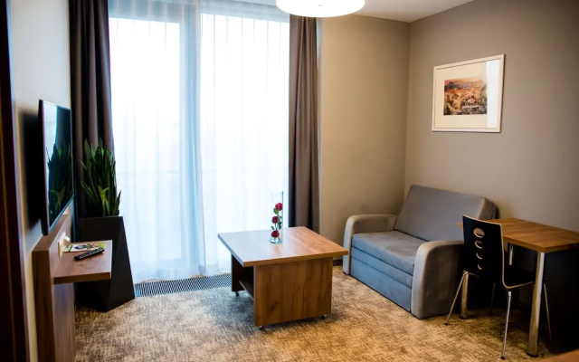 Apart Hotel 12