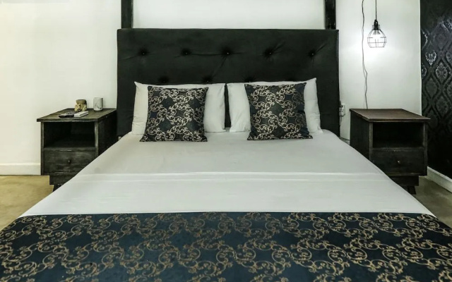 Mintaas Hotel