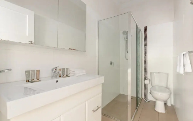 Bright 2-bed Apartment in Coogee