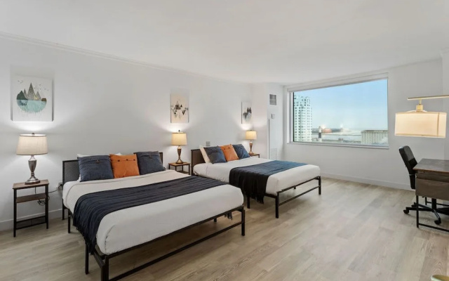 Two Beachfront Stylish CozySuites
