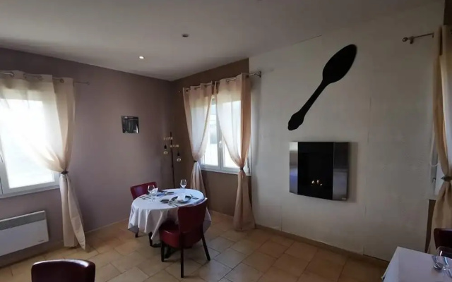 Est Garden Hotel
