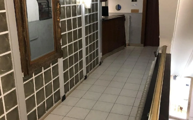 Duc Hotel
