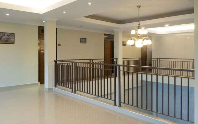 Joyful Hotel