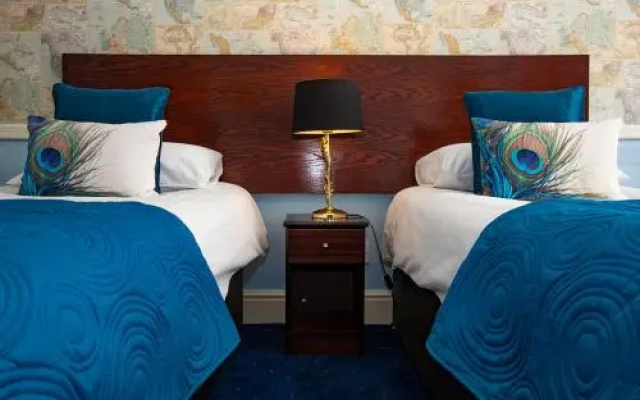 George Hotel