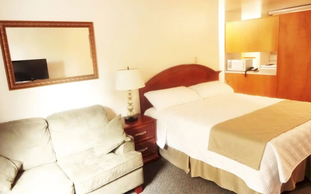 University Motel Suites