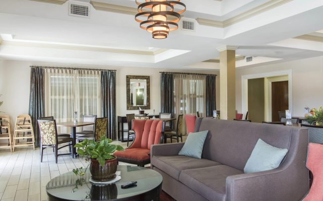 Holiday Inn Express Hotel & Suites Cullman by IHG