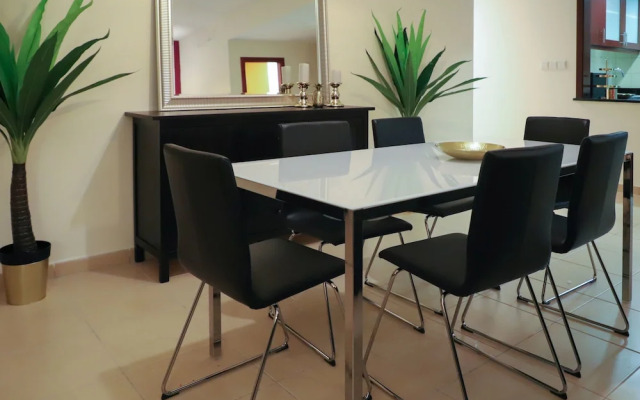 Pelicanstay at JBR walk - Oceanfront