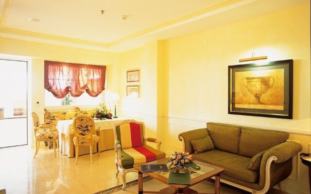 Отель Livescape Guadalpin Marbella комната для гостей