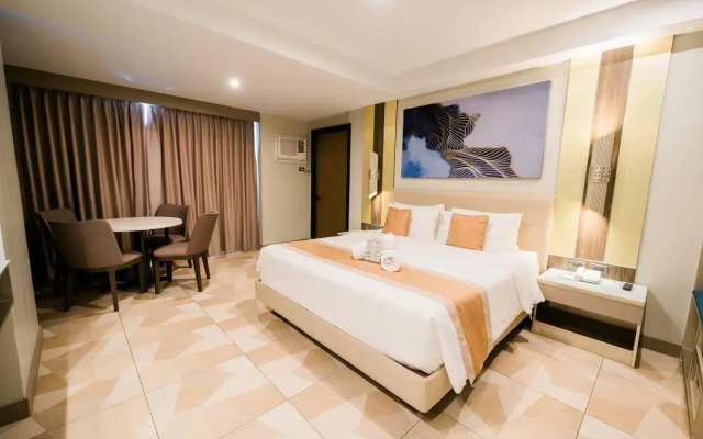 Zuri Hotel
