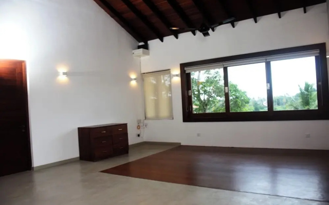Labuduwa Villa in Galle.