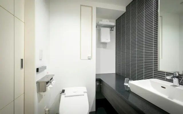 Residential Hotel B:CONTE Asakusa