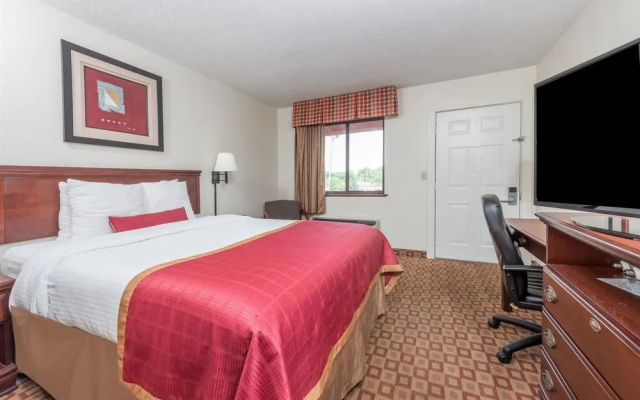 Days Inn Bloomington