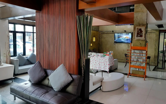 Izen Budget Hotel & Residence