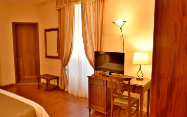 Hotel Bosone Palace